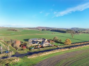 Photo 32- click for photo gallery